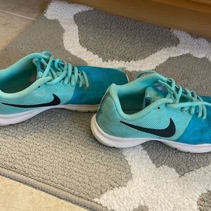 Euc youth sneakers